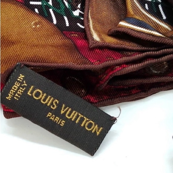 LOUIS VUITTON LV Logo Map Print Silk Scarf - Picture 14 of 14